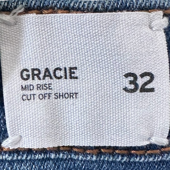 Hudson Gracie Mid Rise Cut Off Short NWT - Picture 5 of 7